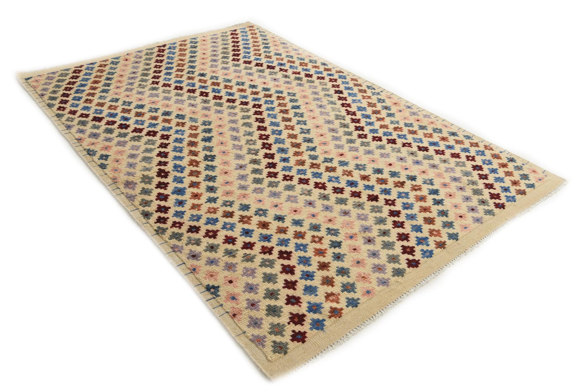 5' 6 x 8' 3 Hand Knotted Darya Wool Rug