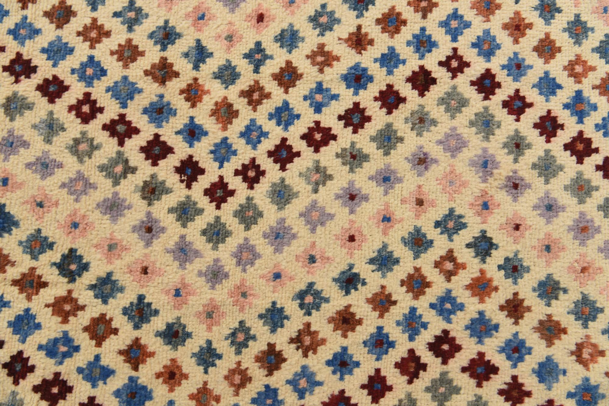 5' 6 x 8' 3 Hand Knotted Darya Wool Rug