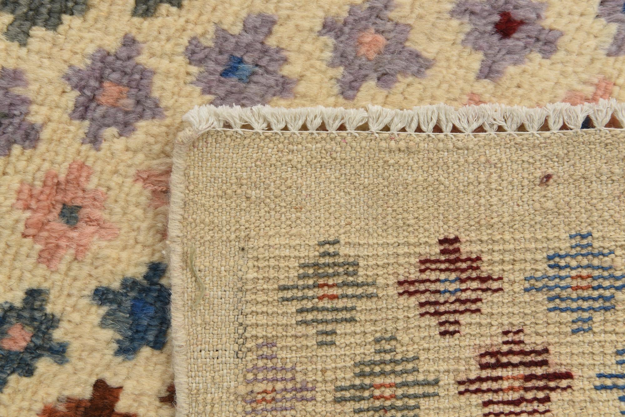 5' 6 x 8' 3 Hand Knotted Darya Wool Rug