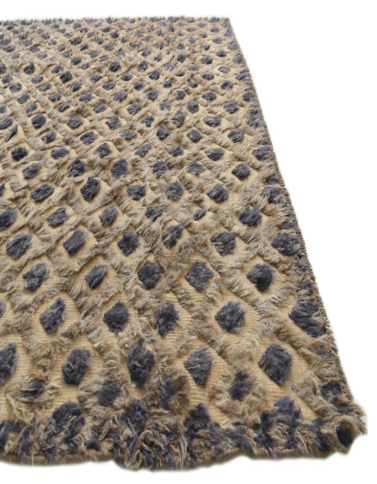 Detail image of 7' 10 x 10'  Hand Knotted Darya Wool Rug