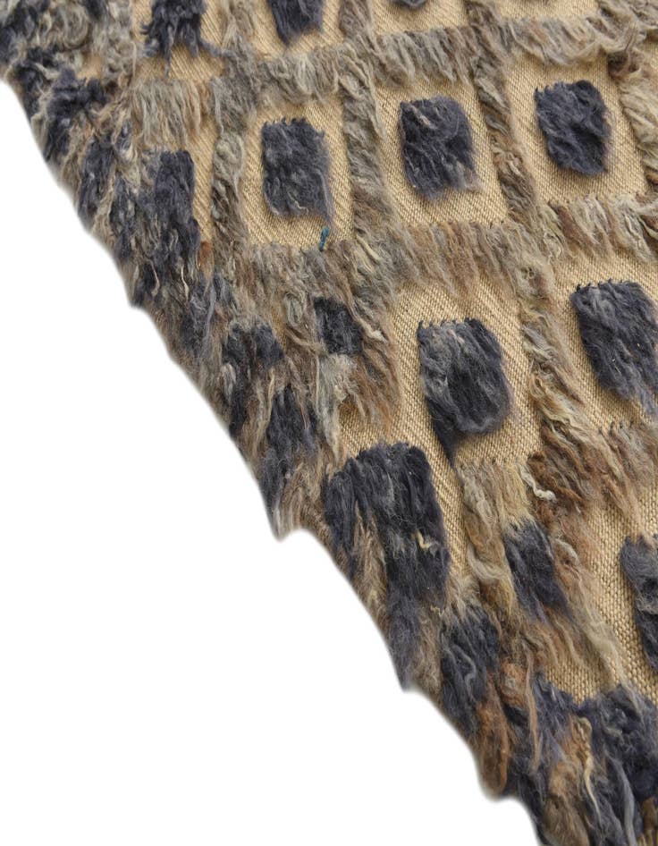 Detail image of 7' 10 x 10'  Hand Knotted Darya Wool Rug