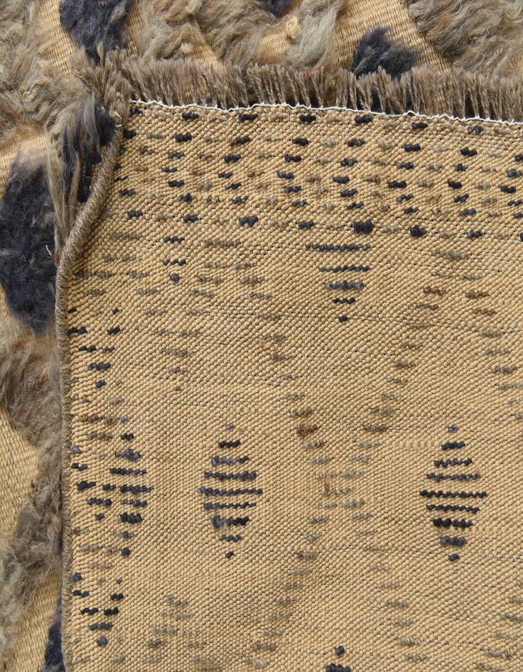 Detail image of 7' 10 x 10'  Hand Knotted Darya Wool Rug