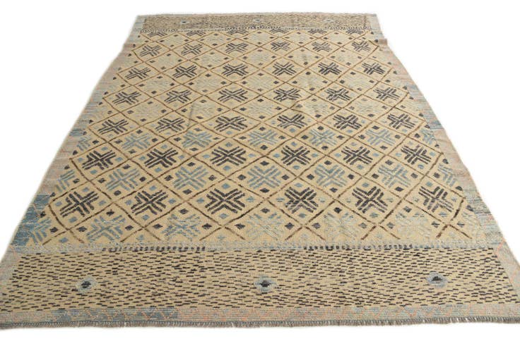 Detail image of 7' 8 x 10' 2 Hand Knotted Darya Wool Rug