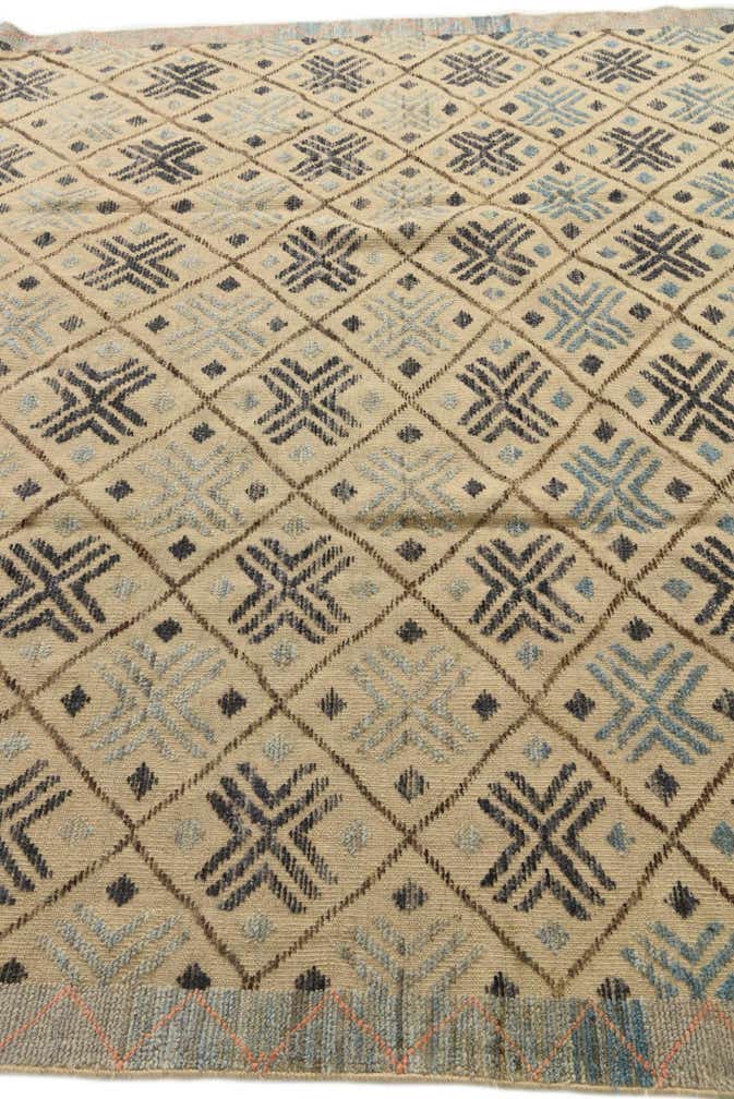7' 8 x 10' 2 Hand Knotted Darya Wool Rug