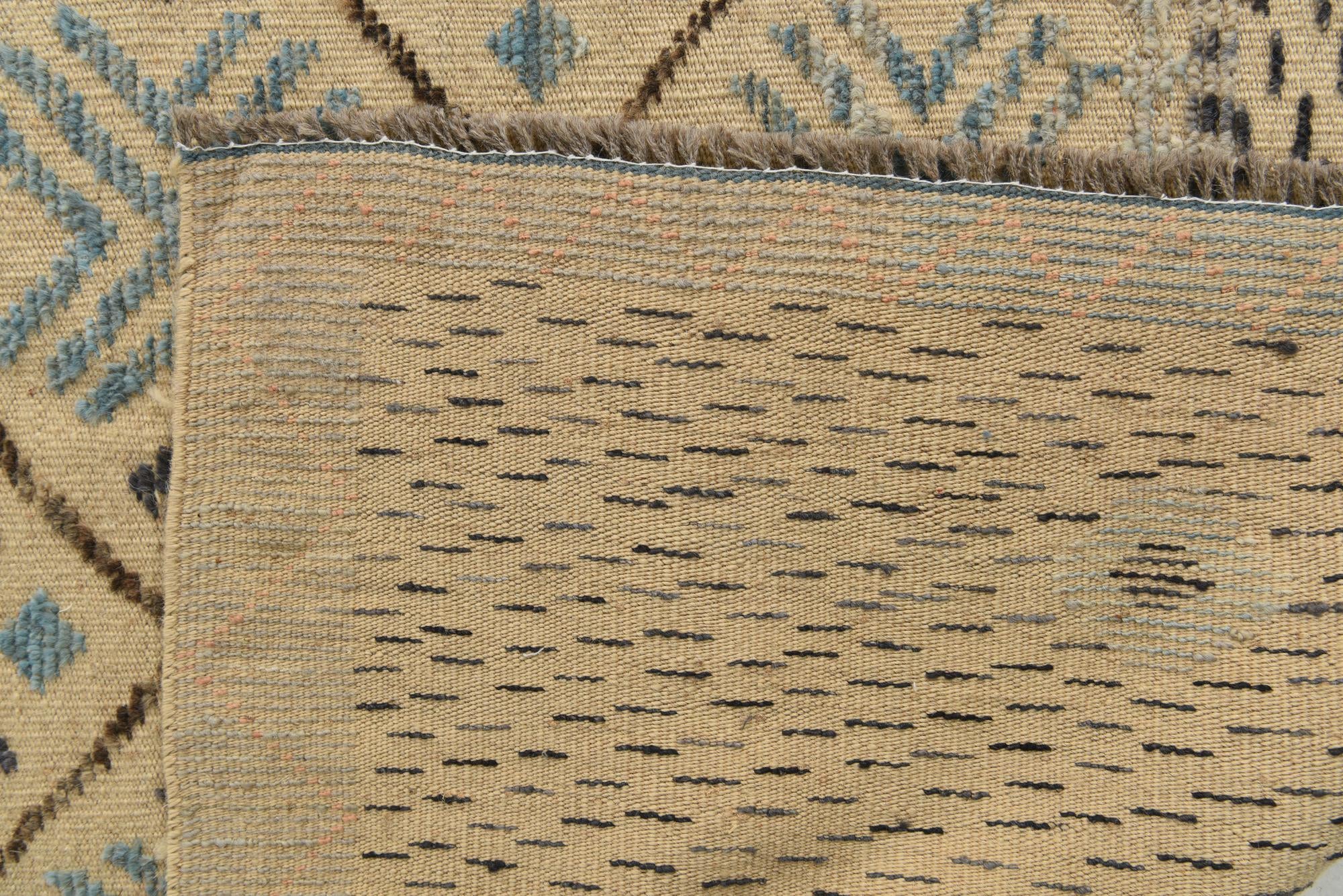 7' 8 x 10' 2 Hand Knotted Darya Wool Rug