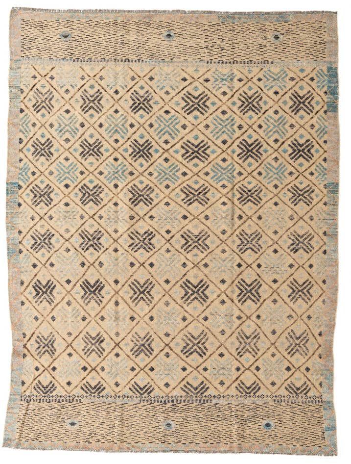 Detail image of 7' 8 x 10' 2 Hand Knotted Darya Wool Rug