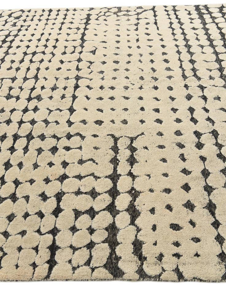 Detail image of 8' 1 x 9' 8  Hand Knotted Darya Wool Rug