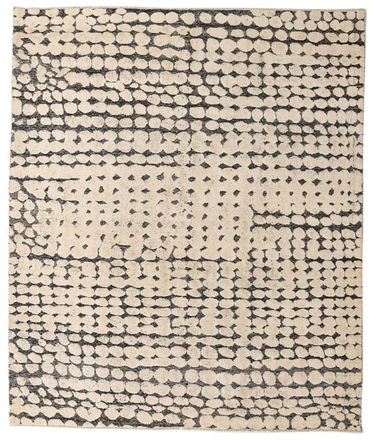 Detail image of 8' 1 x 9' 8 Hand Knotted Darya Wool Rug