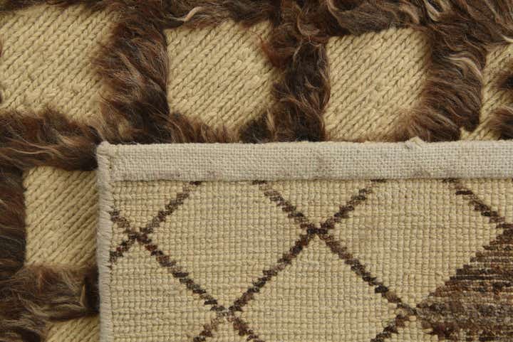 4' 2 x 5' 8 Hand Knotted Darya Wool Rug