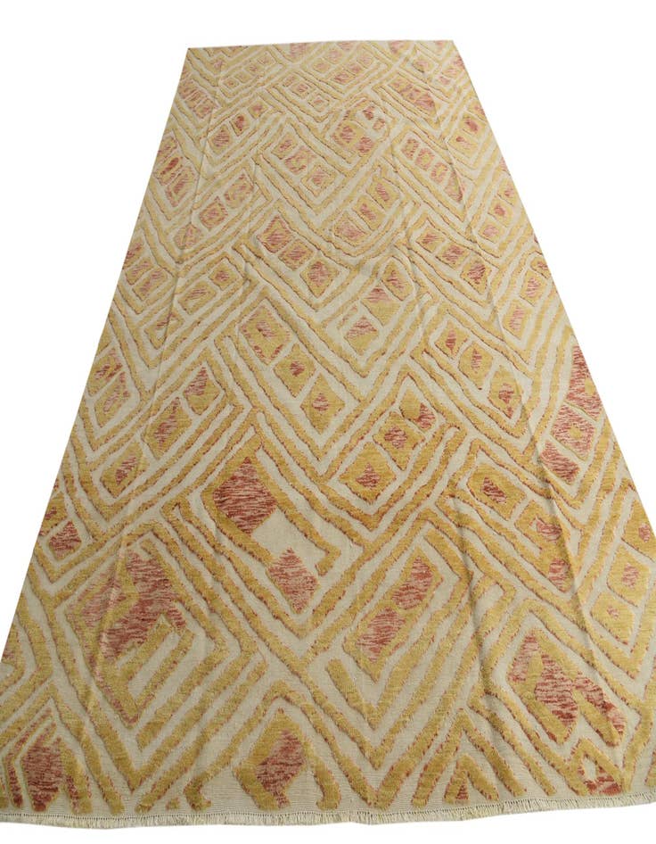 Detail image of 9' 7 x 14' 3  Hand Knotted Darya Wool Rug