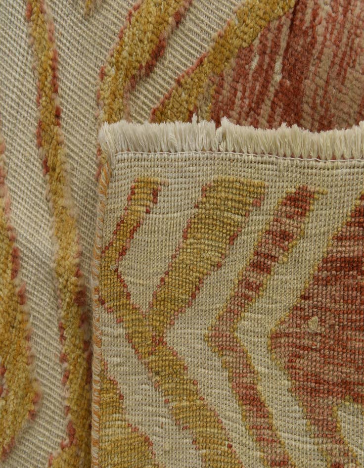 Detail image of 9' 7 x 14' 3  Hand Knotted Darya Wool Rug