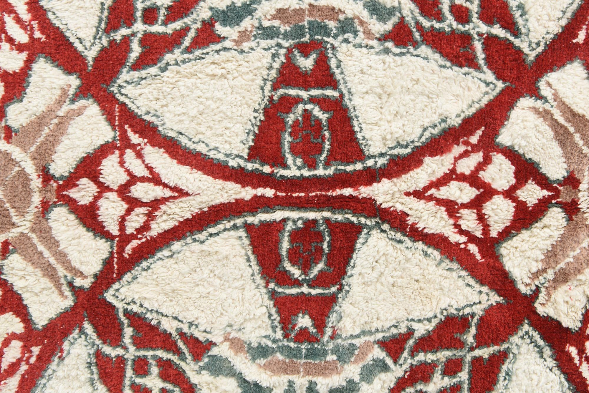 4' 1 x 6' Hand Knotted Darya Wool Rug