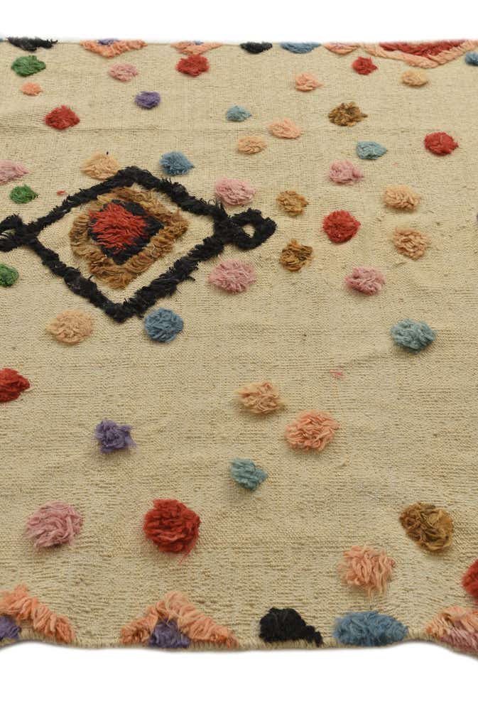5' 6 x 8' Hand Knotted Darya Wool Rug