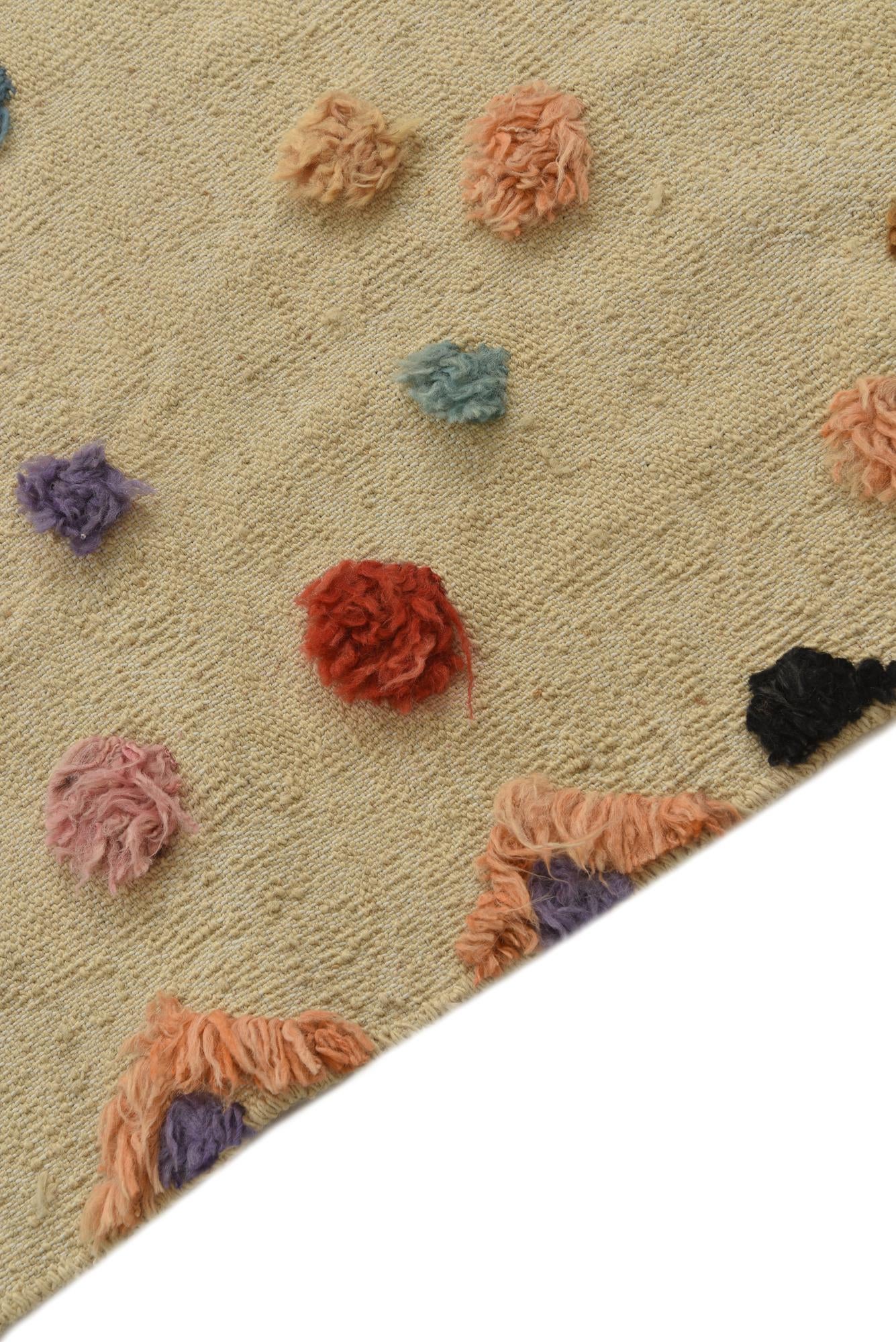 5' 6 x 8' Hand Knotted Darya Wool Rug