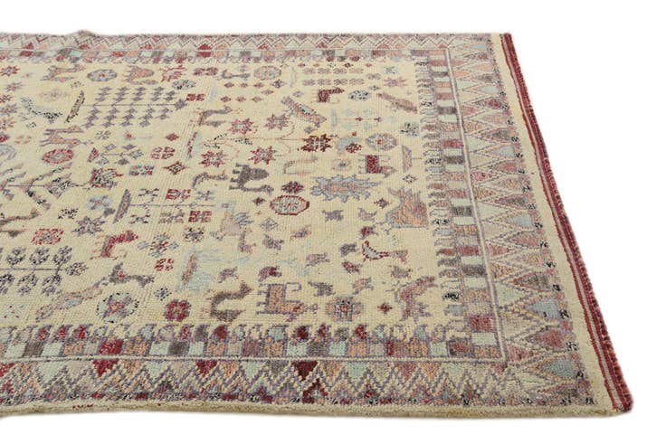 Detail image of 5' 6 x 7' 8 Hand Knotted Darya Wool Rug