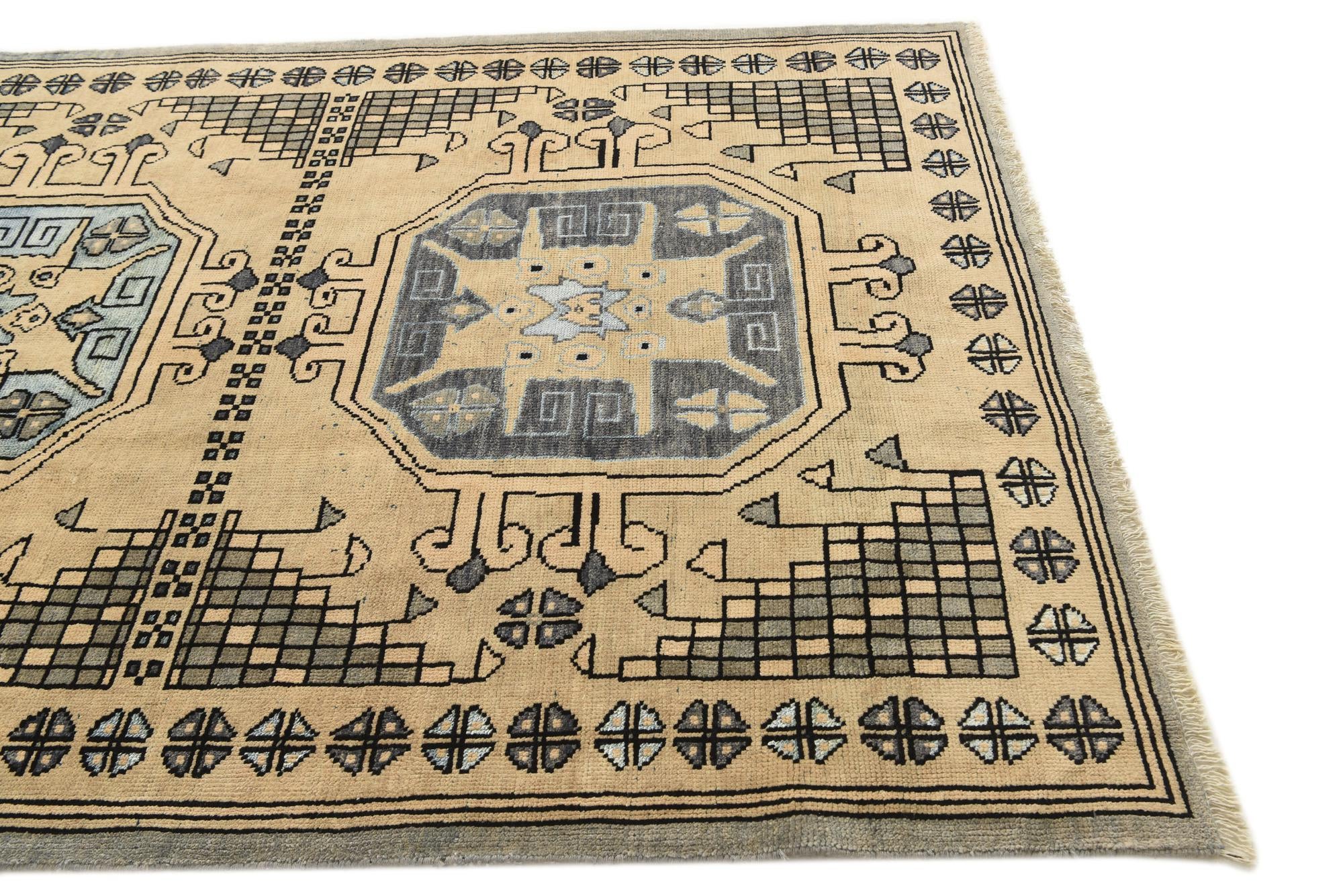 5' 7 x 8' 2 Hand Knotted Darya Rug