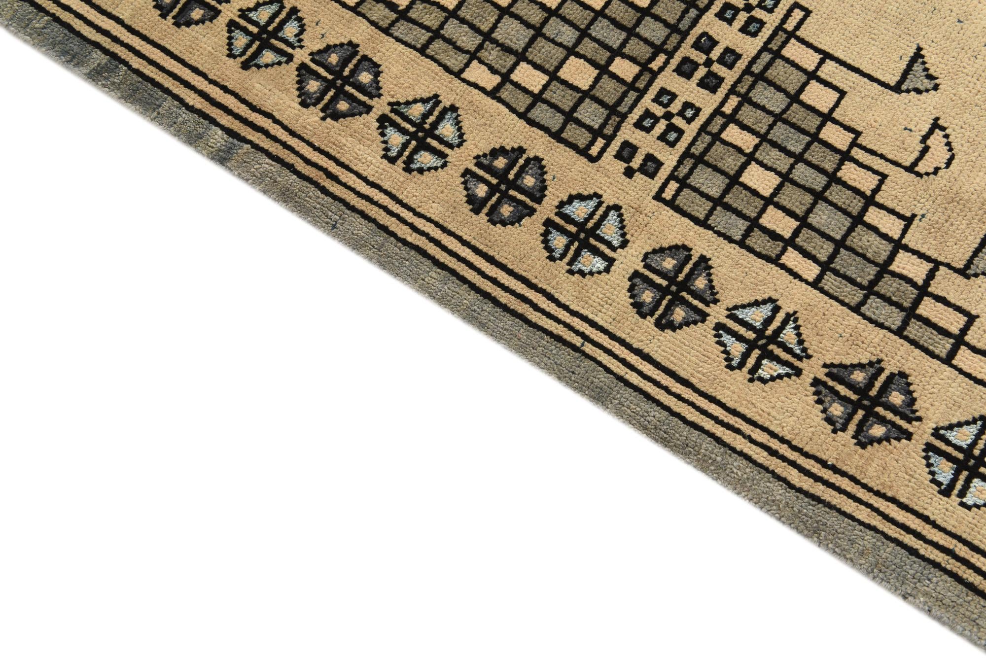 5' 7 x 8' 2 Hand Knotted Darya Rug