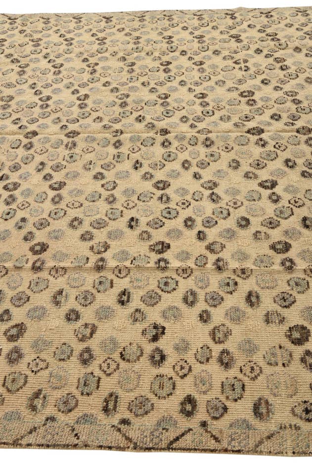 Detail image of 9' 2 x 12' 6 Hand Knotted Darya Wool Rug