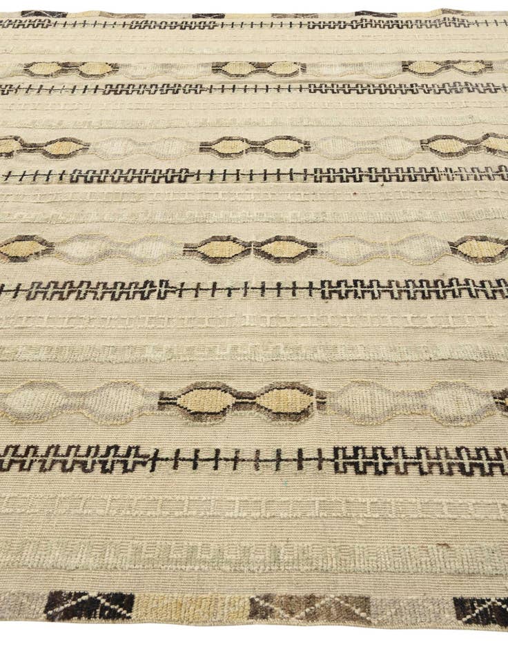 Detail image of 9' x 12' 7  Hand Knotted Darya Wool Rug