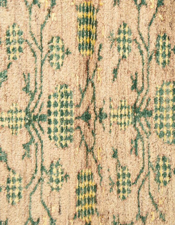 Detail image of 3' 2 x 4' 10  Hand Knotted Darya Rug