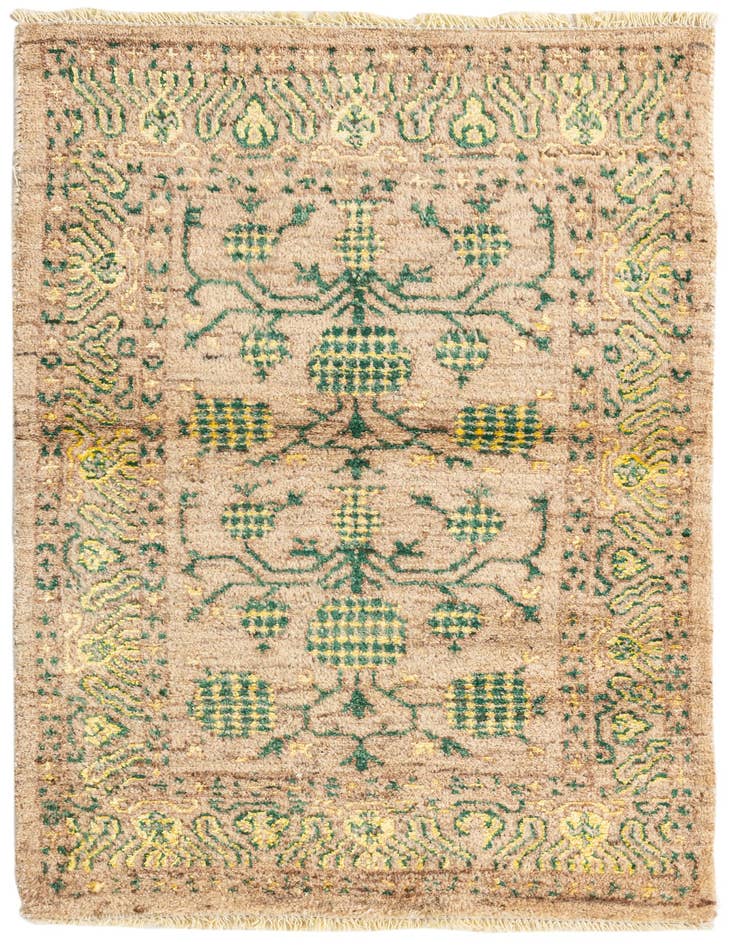 Detail image of 3' 2 x 4' 10 Hand Knotted Darya Rug