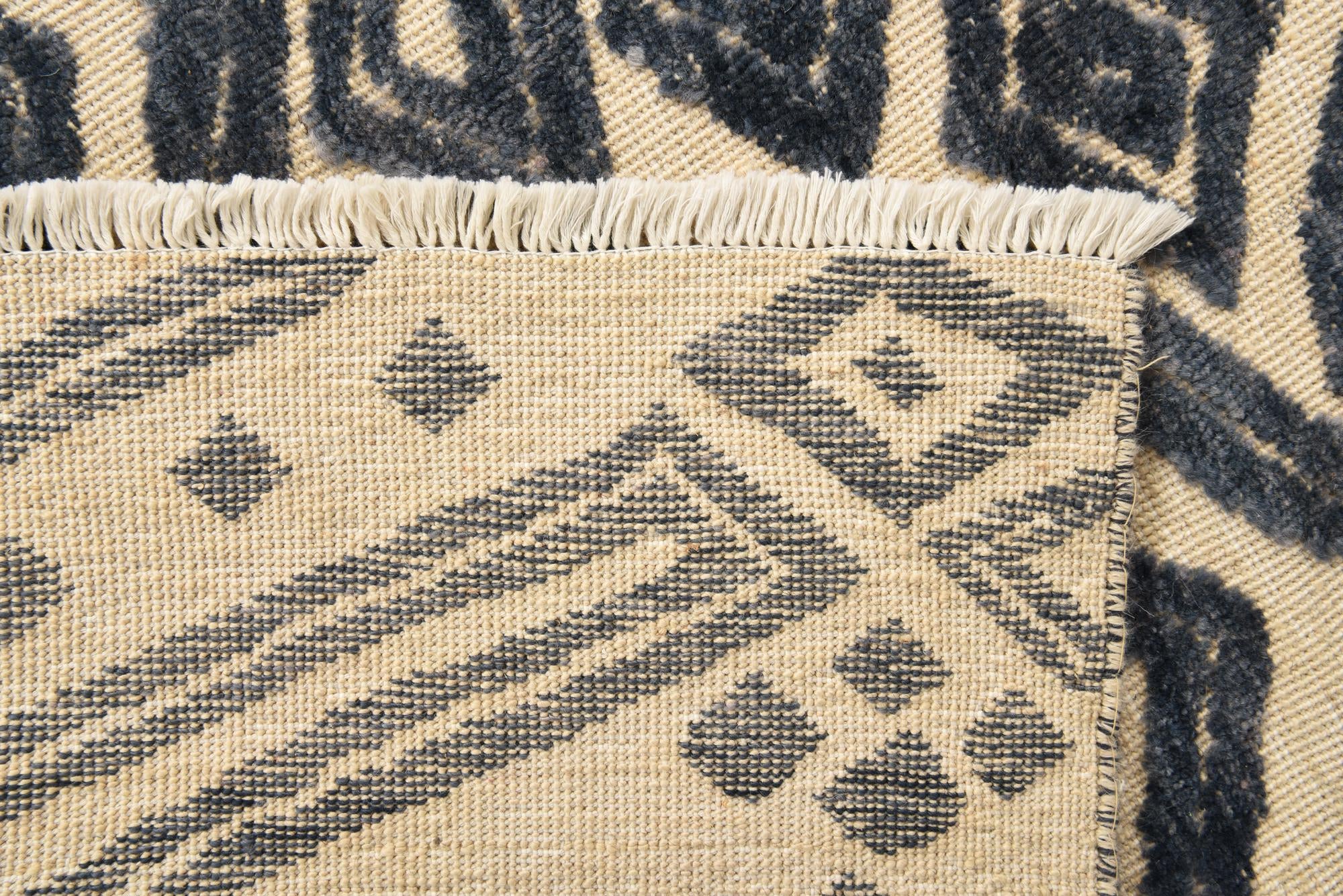 7' 9 x 10' 3 Hand Knotted Darya Wool Rug