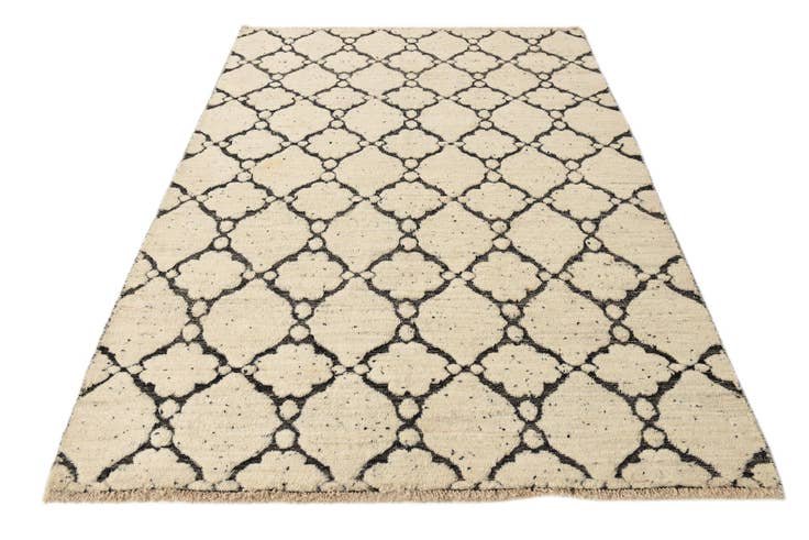 Detail image of 5' 7 x 7' 8 Hand Knotted Darya Wool Rug