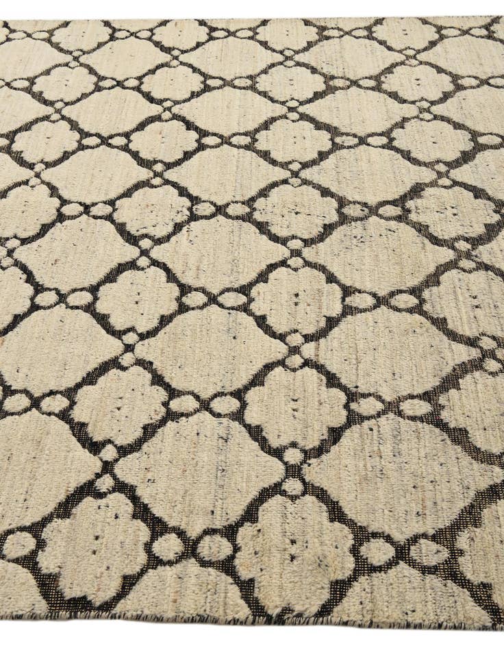 Detail image of 6' 7 x 9' 9  Hand Knotted Darya Wool Rug