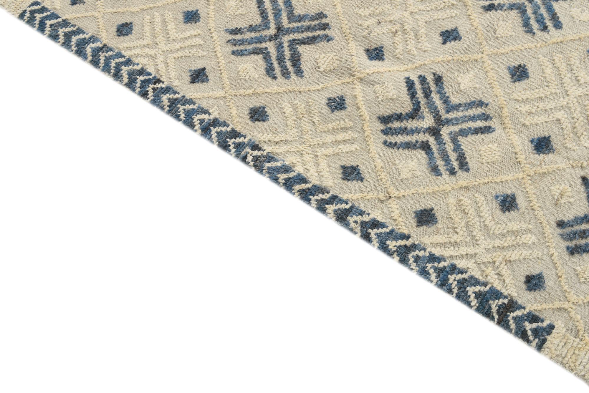 7' 7 x 10' 3 Hand Knotted Darya Wool Rug