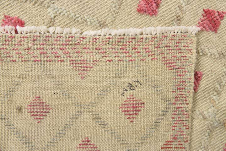 7' 11 x 10' 1 Hand Knotted Darya Wool Rug