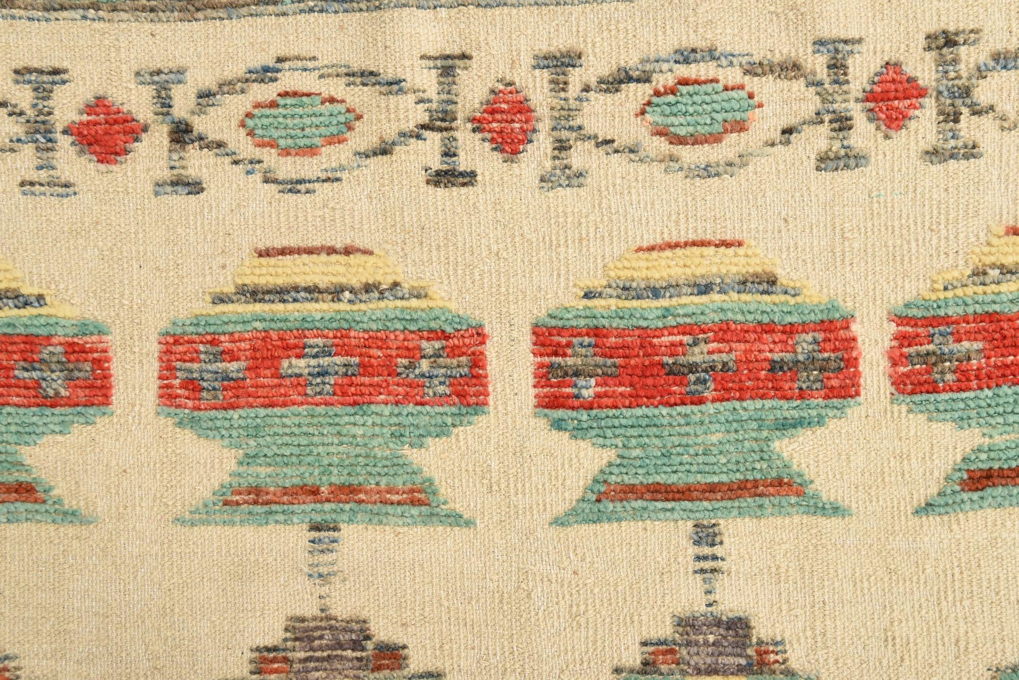 5' 7 x 8' 5 Hand Knotted Darya Wool Rug