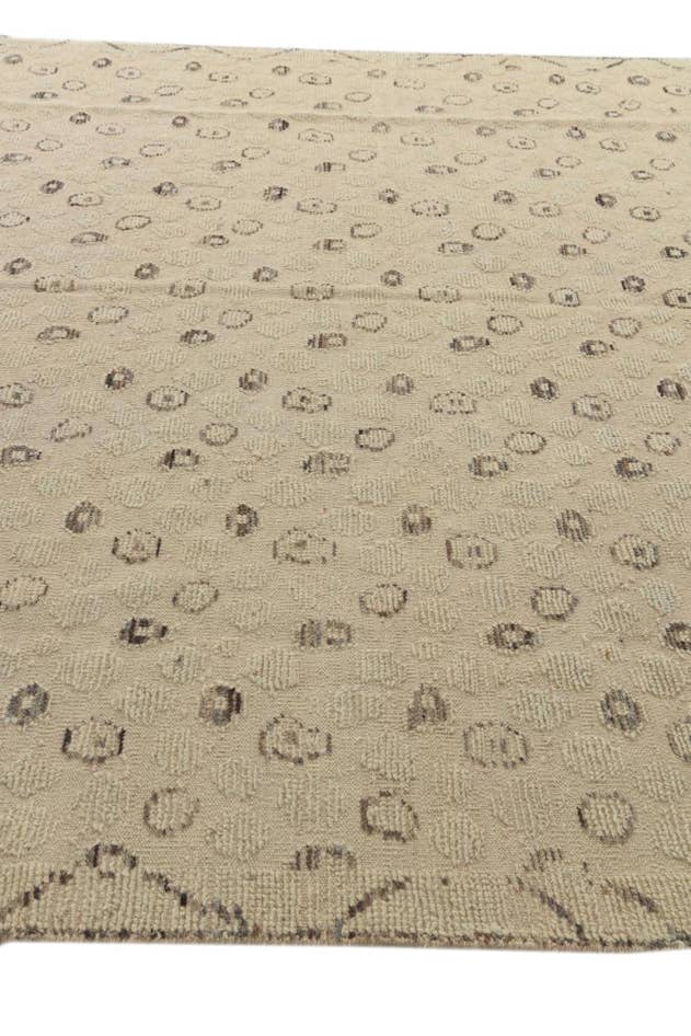 Detail image of 8' 4 x 10' 3 Hand Knotted Darya Wool Rug