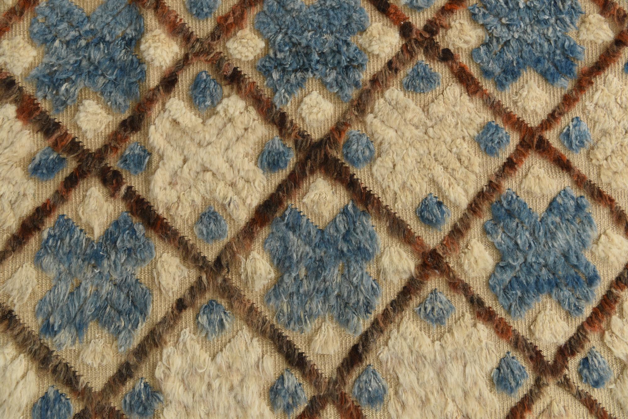 8' 7 x 12' 5 Hand Knotted Darya Wool Rug