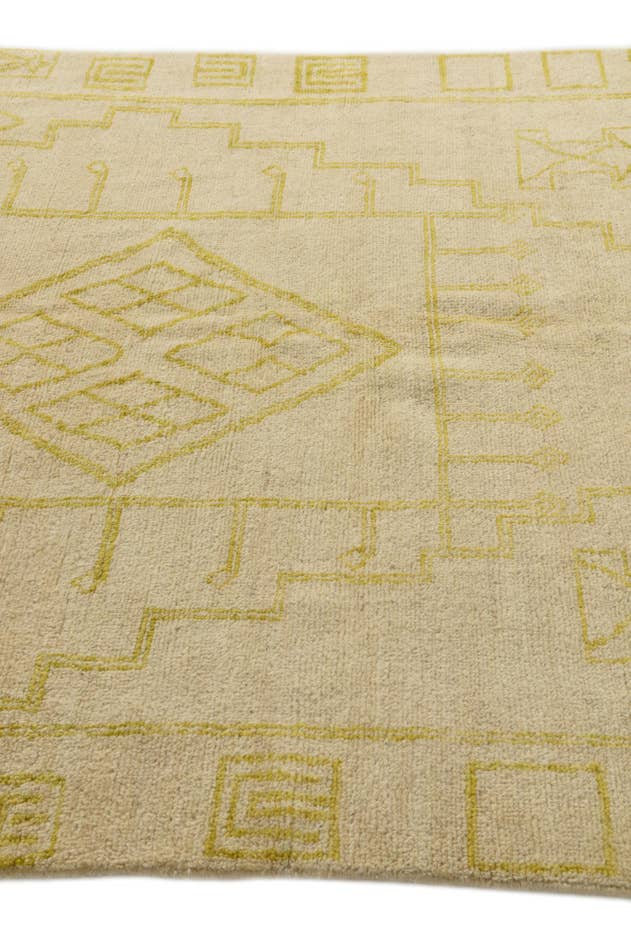 Detail image of 6' 3 x 10' 3 Hand Knotted Darya Wool Rug