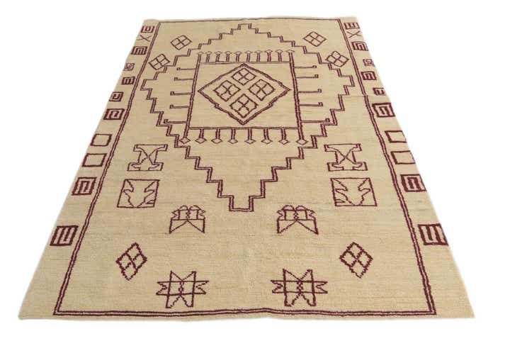 5' 5 x 8' Hand Knotted Darya Wool Rug