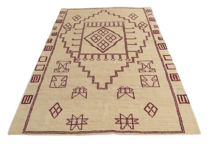 Detail image of 5' 5 x 8' Hand Knotted Darya Wool Rug
