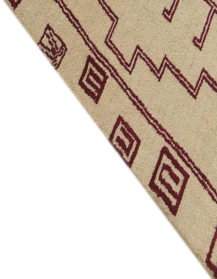 Detail image of 5' 5 x 8'  Hand Knotted Darya Wool Rug