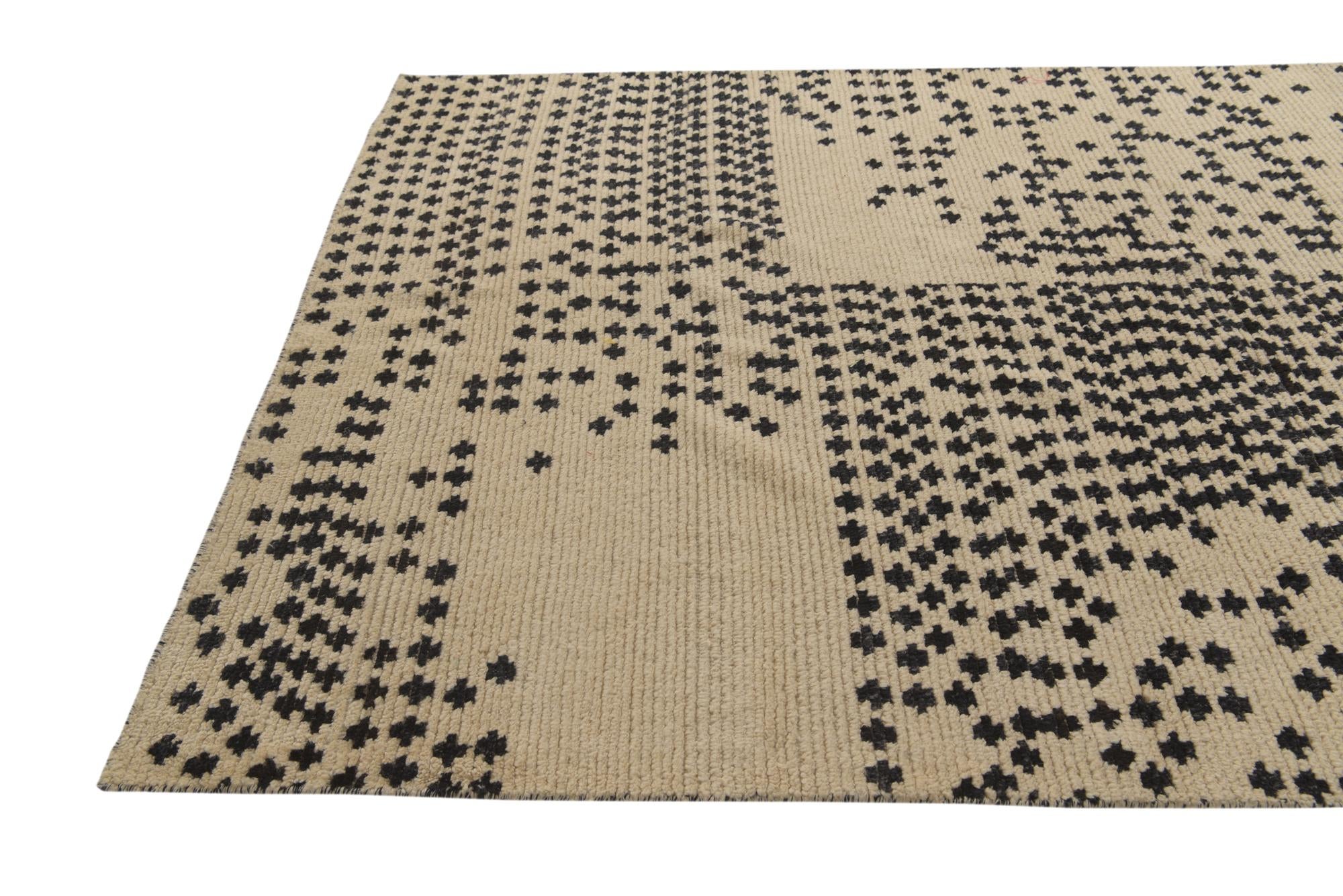 5' 8 x 7' 9 Hand Knotted Darya Wool Rug