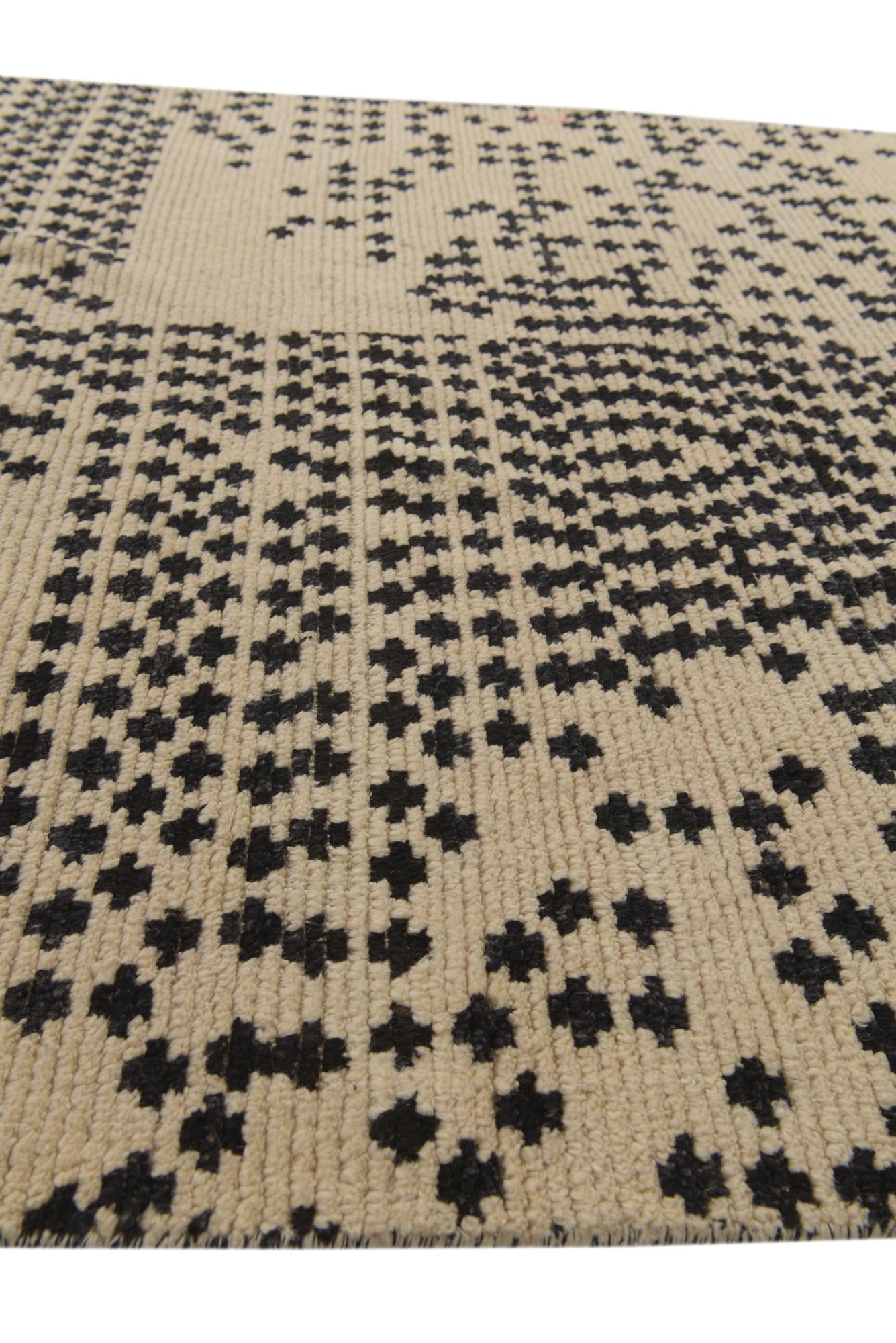 5' 8 x 7' 9 Hand Knotted Darya Wool Rug
