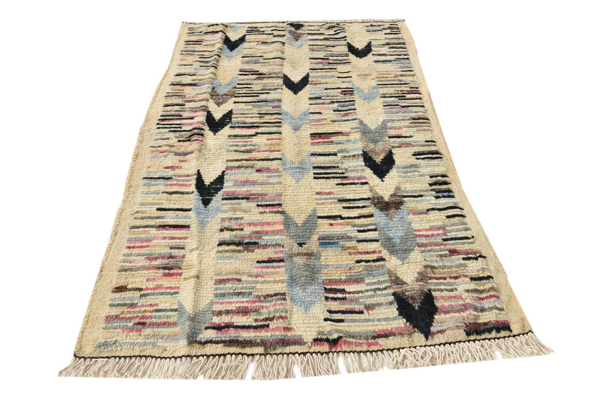 3' 7 x 6' 2 Hand Knotted Darya Wool Rug