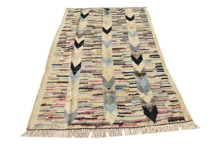 3' 7 x 6' 2 Hand Knotted Darya Wool Rug