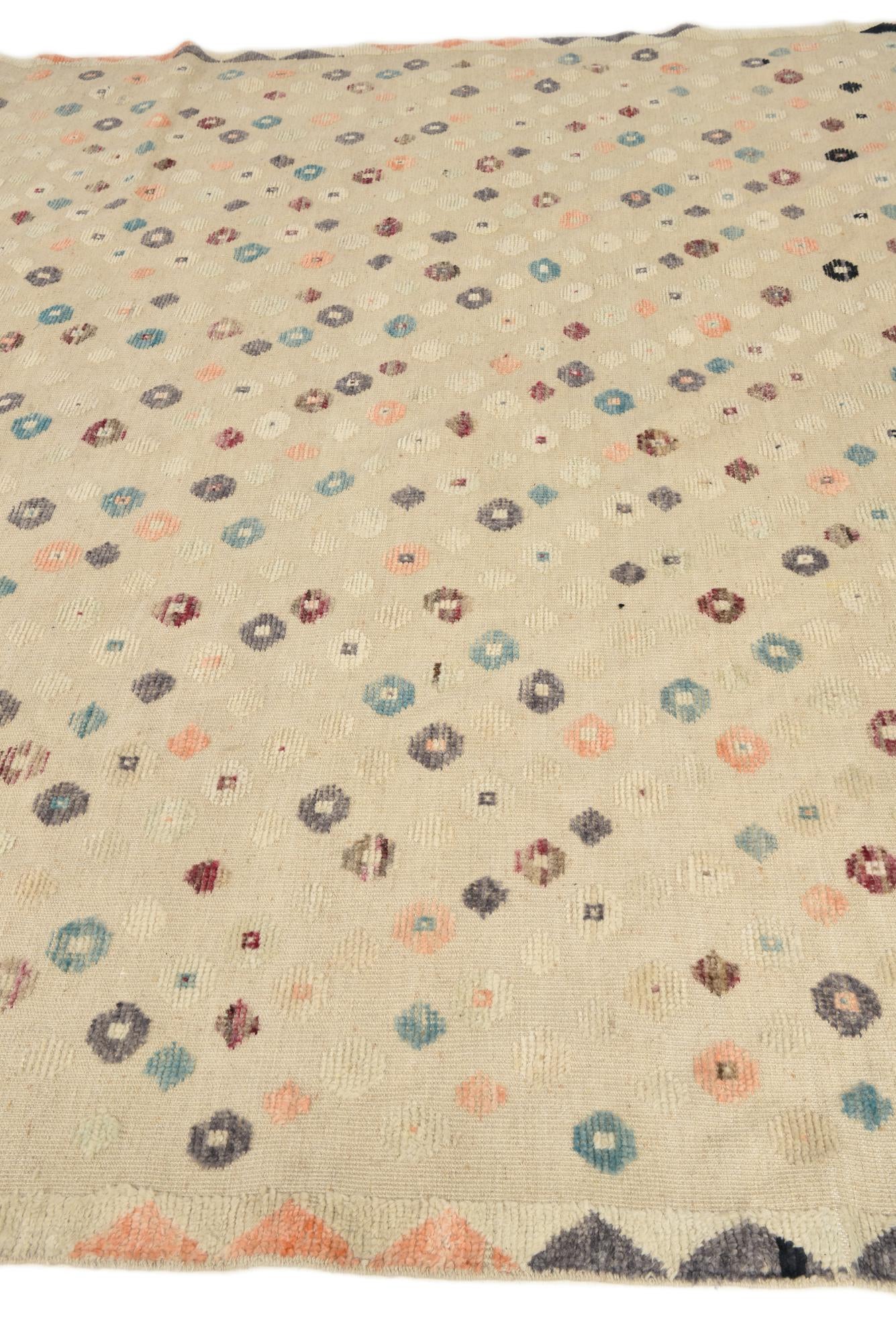 9' 8 x 14' 1 Hand Knotted Darya Wool Rug