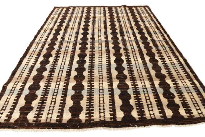 8' 1 x 10' 6 Hand Knotted Darya Wool Rug