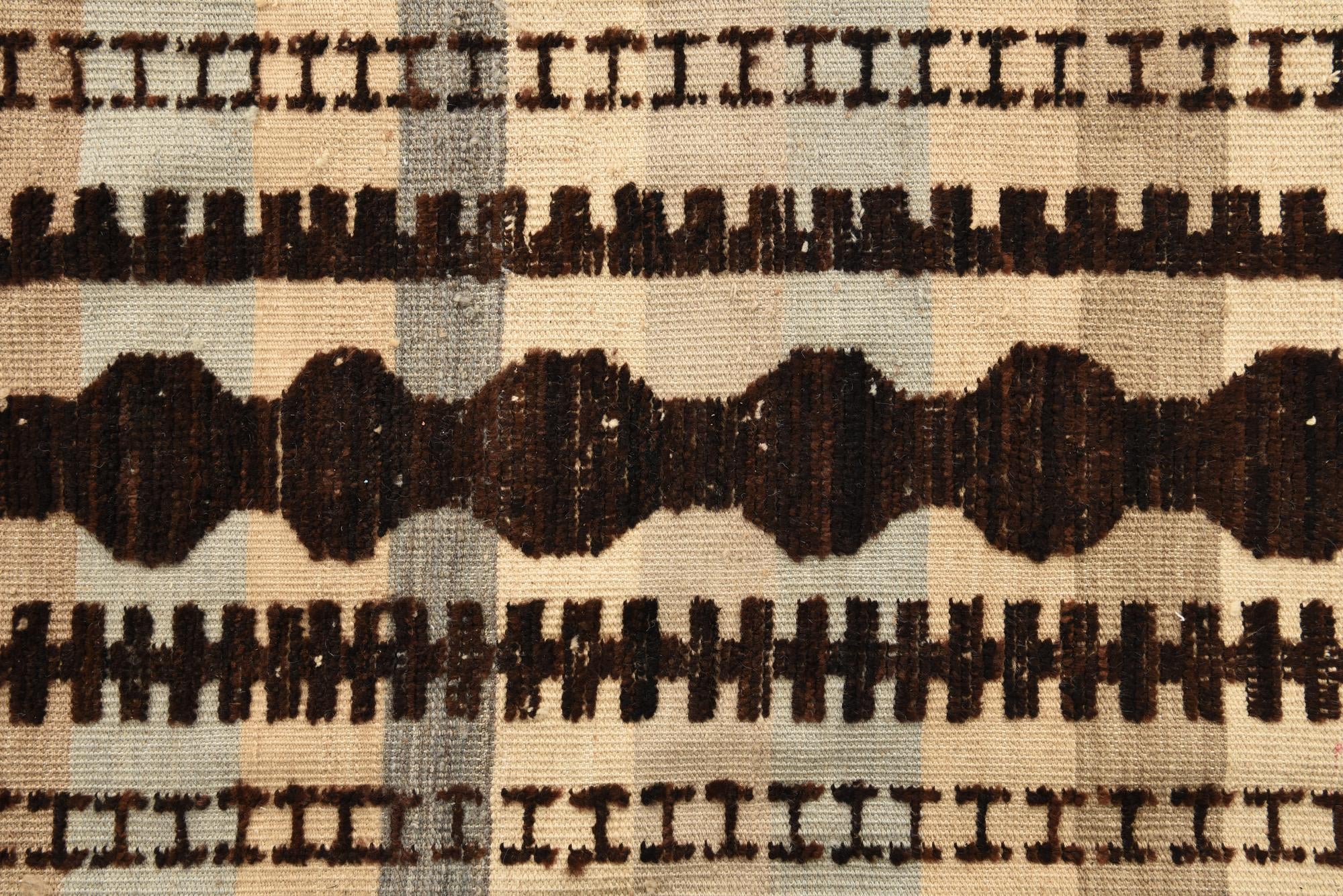 8' 1 x 10' 6 Hand Knotted Darya Wool Rug