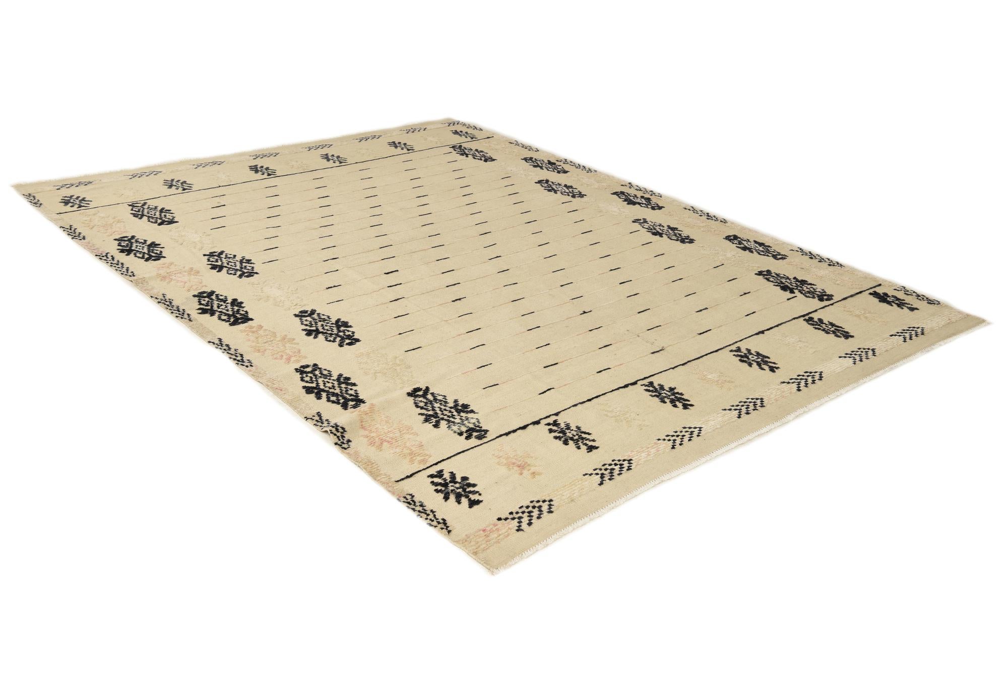 7' 8 x 10' 4 Hand Knotted Darya Wool Rug