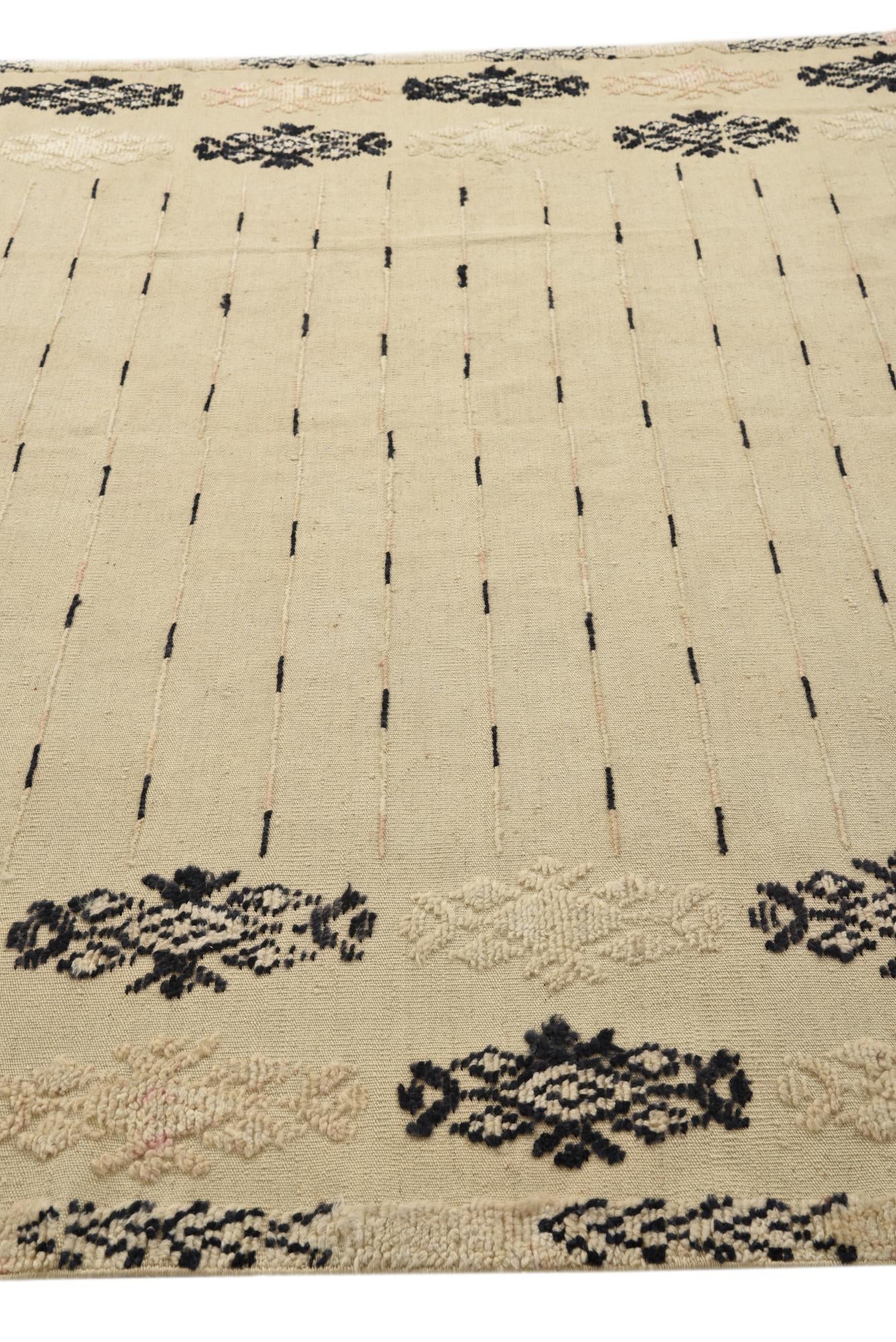 7' 8 x 10' 4 Hand Knotted Darya Wool Rug
