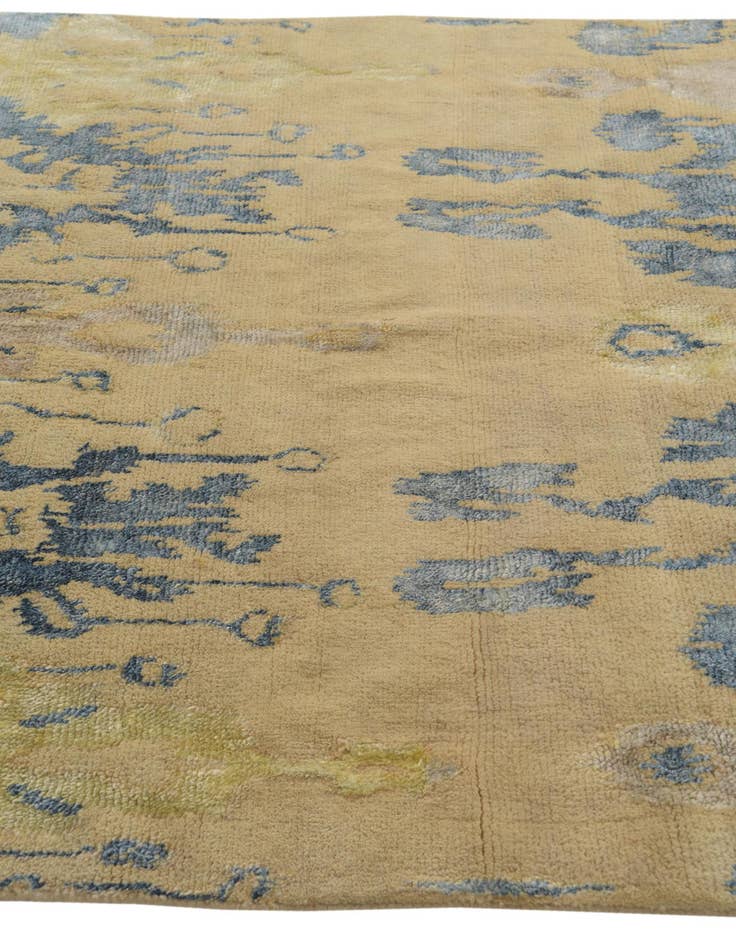 Detail image of 4' 10 x 7' 8  Hand Knotted Darya Rug