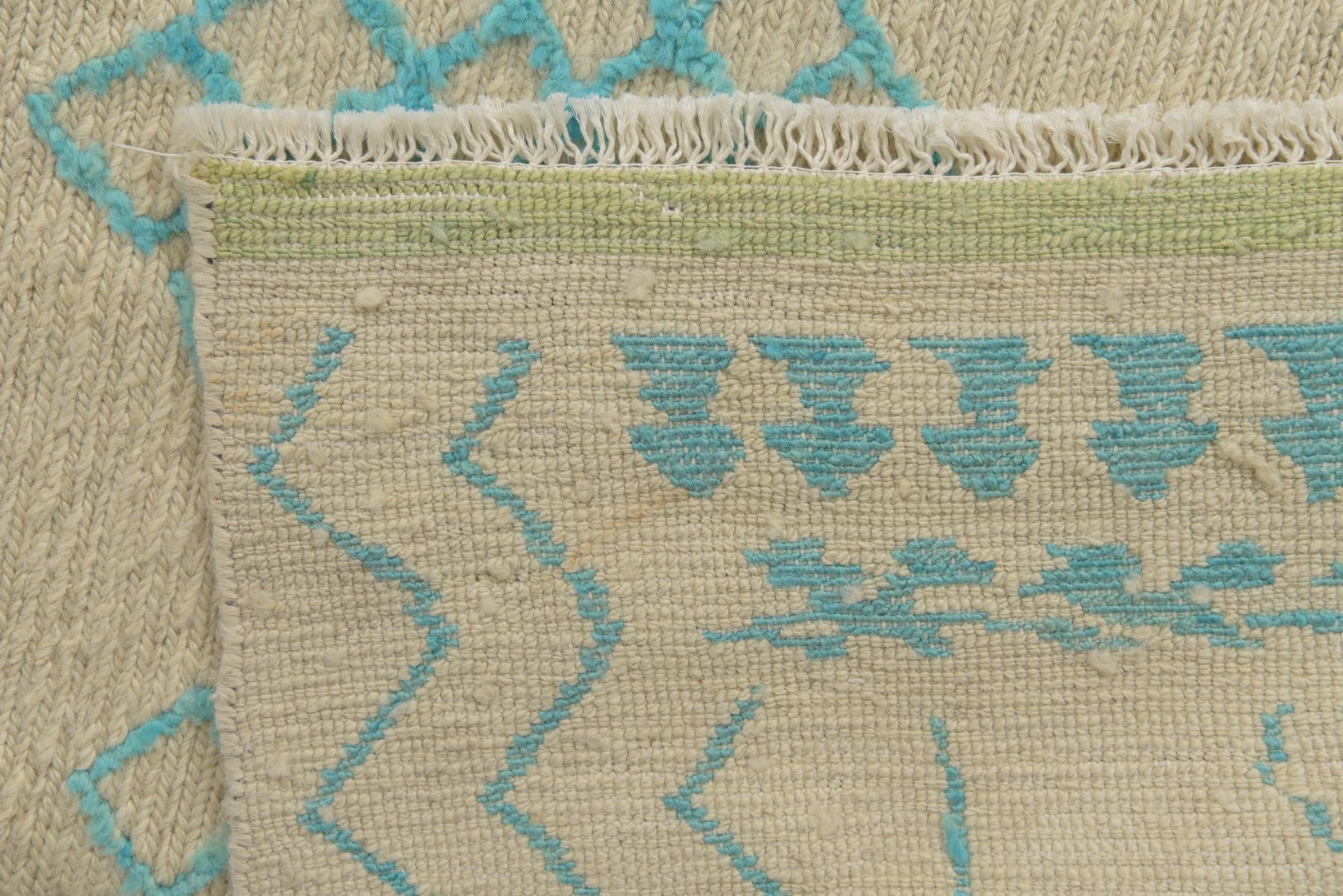 6' 8 x 8' 8 Hand Knotted Darya Wool Rug