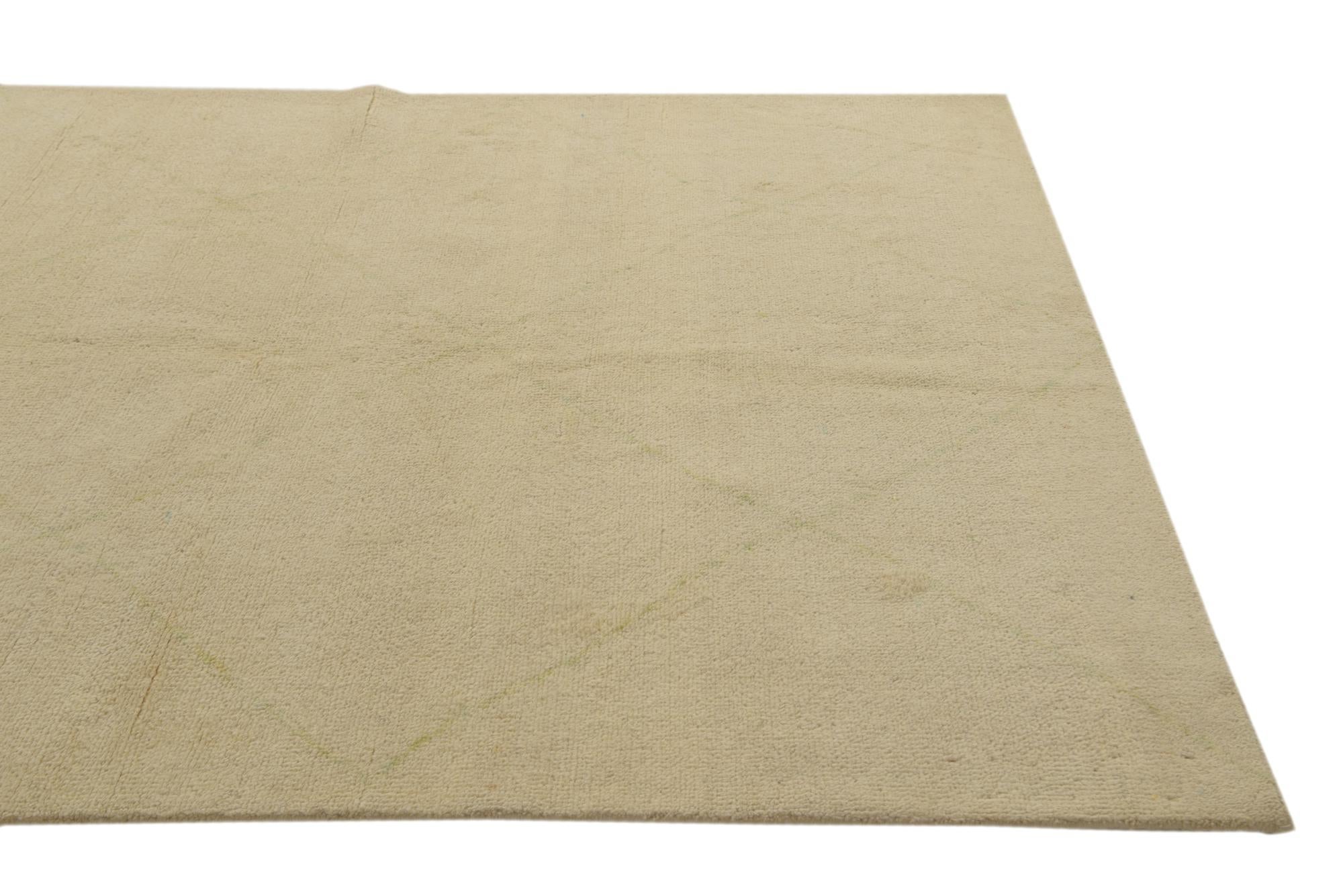 5' 8 x 8' 1 Hand Knotted Darya Wool Rug