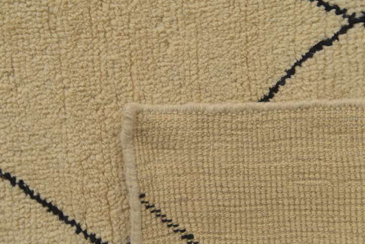 5' 6 x 8' Hand Knotted Darya Wool Rug